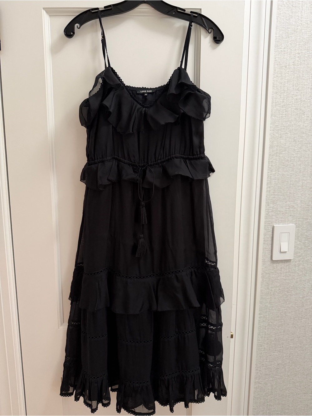 Love Sam Black Ruffle Tiered Spaghetti Strap Midi Dress